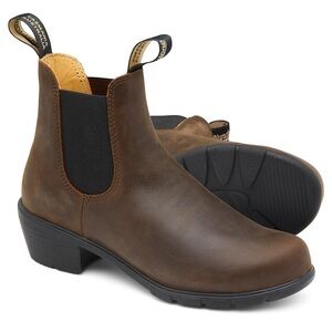 Blundstone Brown Chelsea Ankle Boots with Elastic Panels